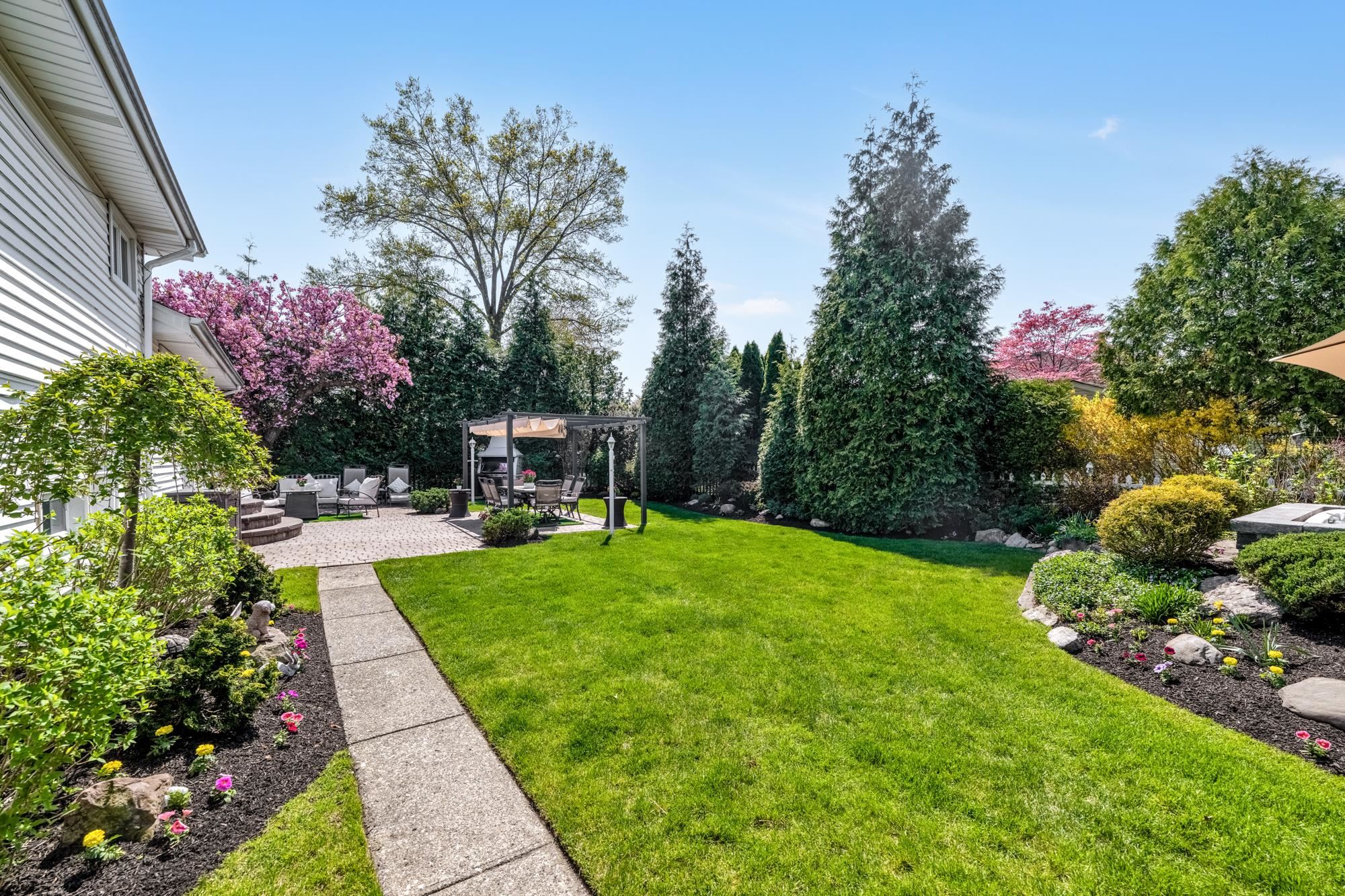 76 Beacon St, Dumont, New Jersey image 25