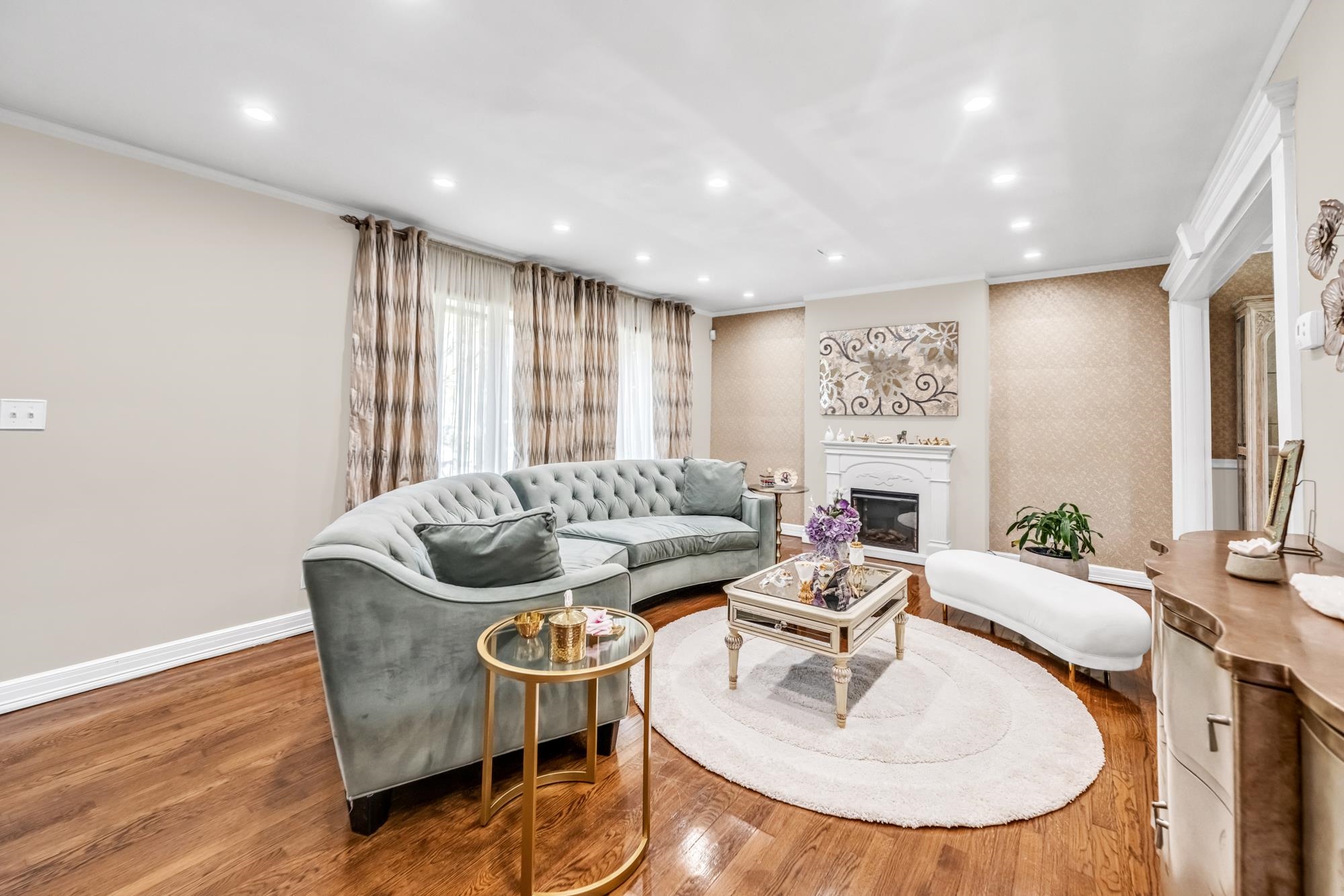 76 Beacon St, Dumont, New Jersey image 3
