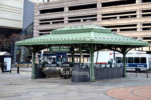 Condo For Sale - 443 2nd St #302<br/> Jersey City, NJ 07302