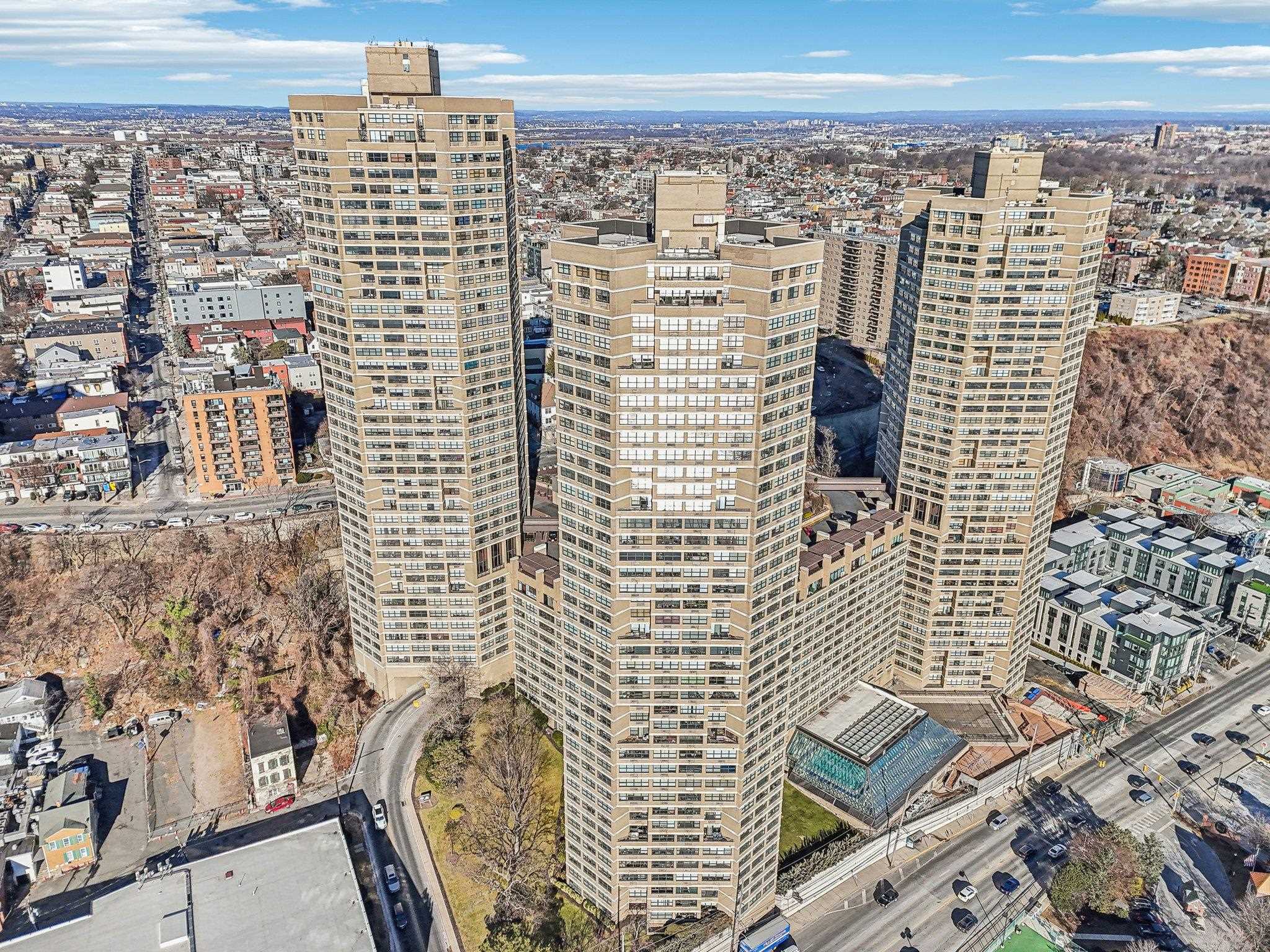 7002 Blvd East #16I, Guttenberg, New Jersey image 28