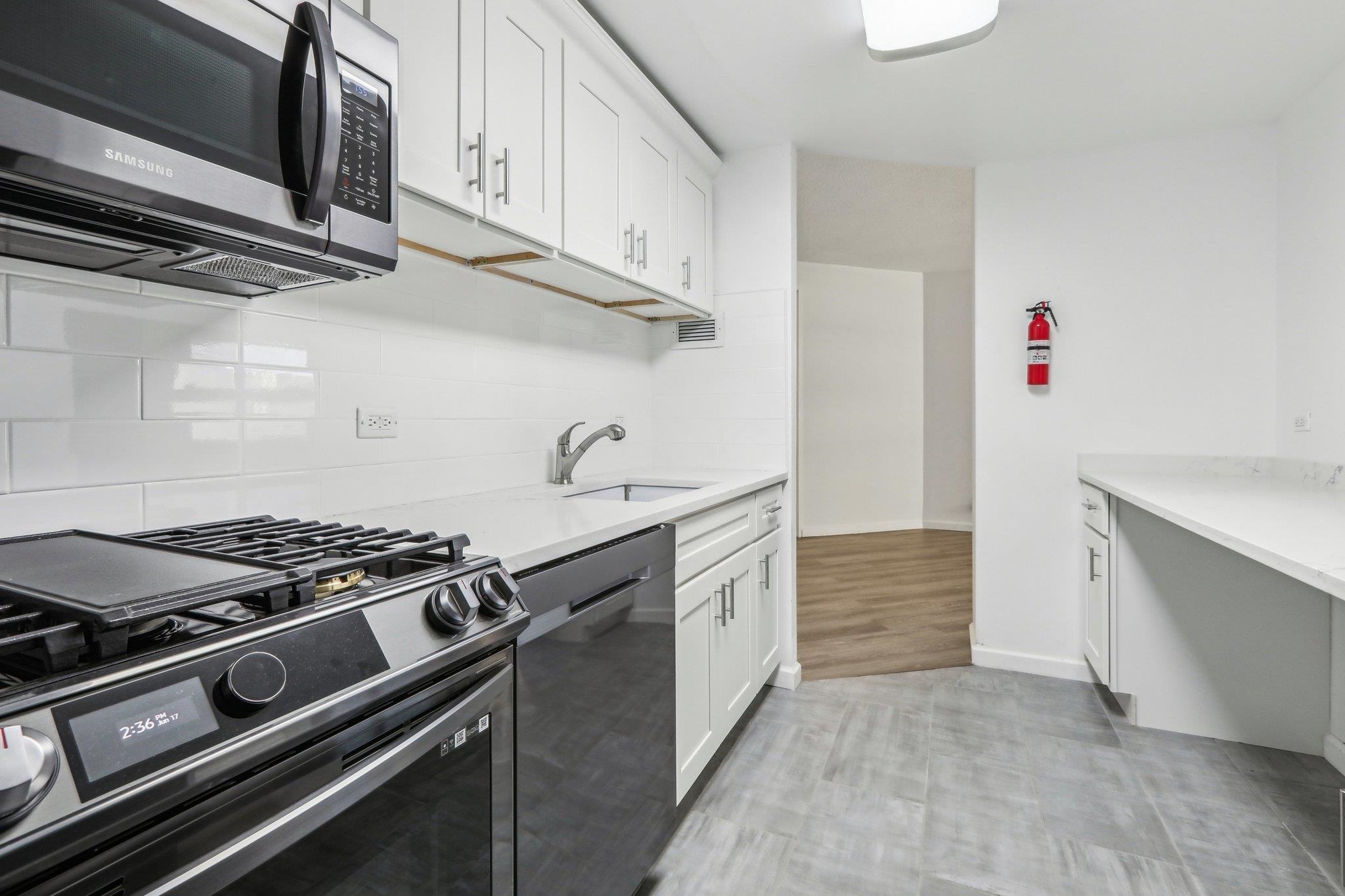 7002 Blvd East #16I, Guttenberg, New Jersey image 7
