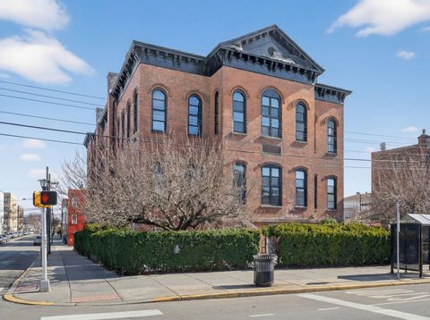 Condo For Sale - 464 Central Ave #1A<br/> Jersey City, NJ 07307