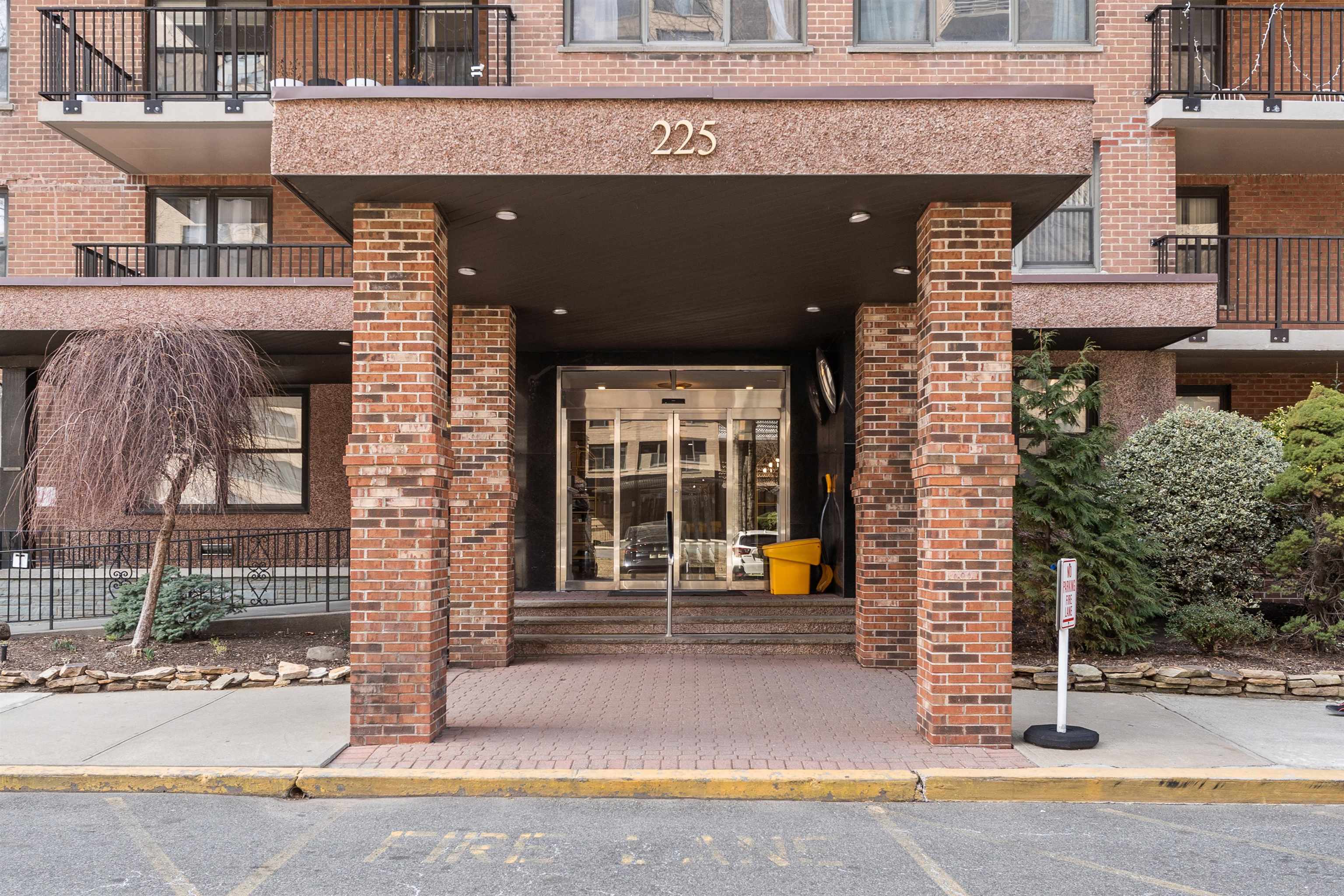 225 St Pauls Ave #9B, Jersey City, New Jersey image 10