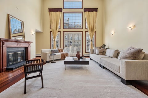 Townhouse For Sale - 30 Half Moon Isle<br/> Jersey City, NJ 07305