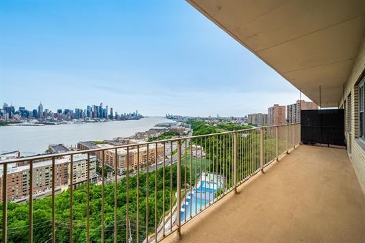 6040 Blvd East #18E, West New York, New Jersey image 1