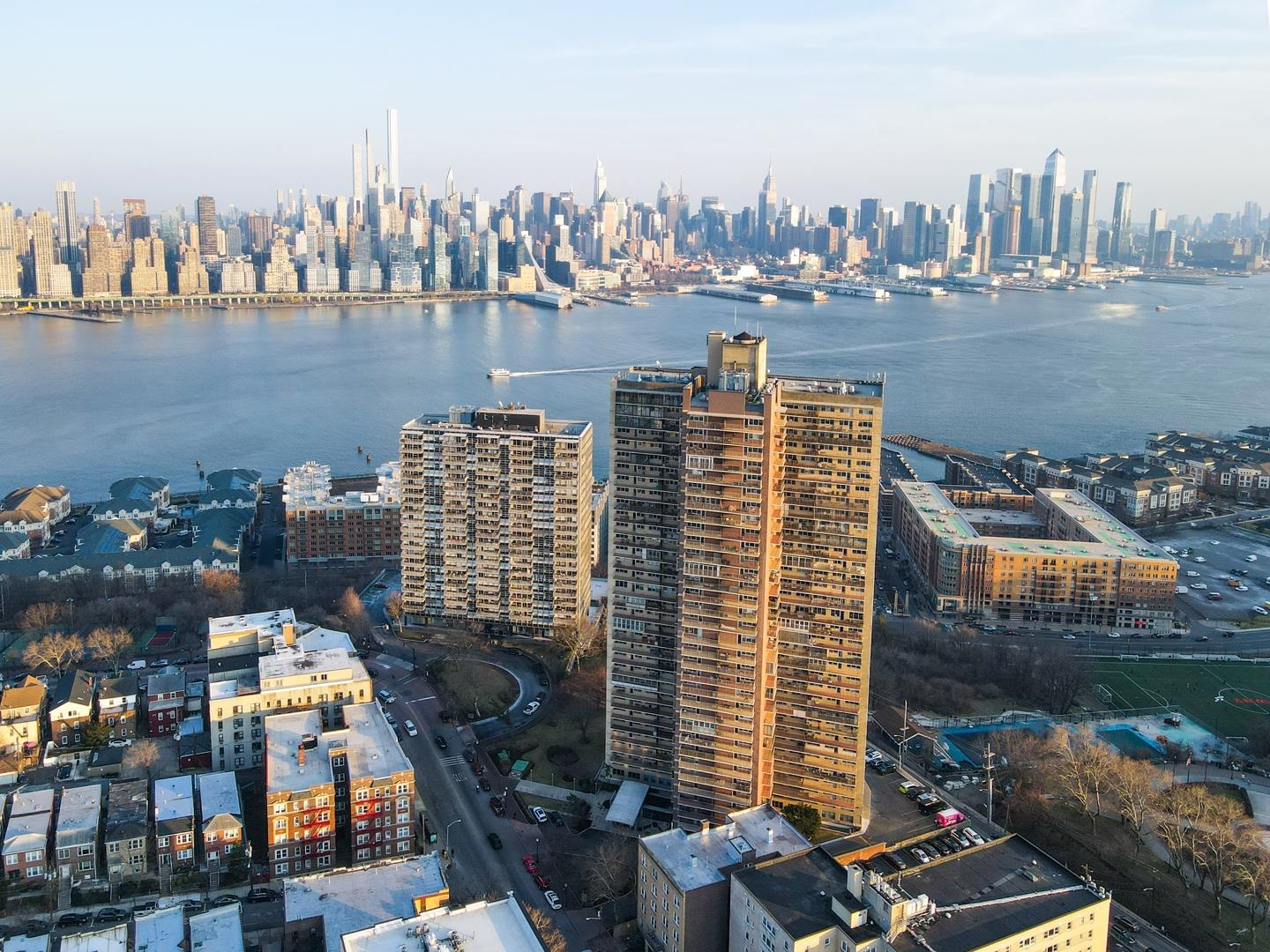 6040 Blvd East #18E, West New York, New Jersey image 33
