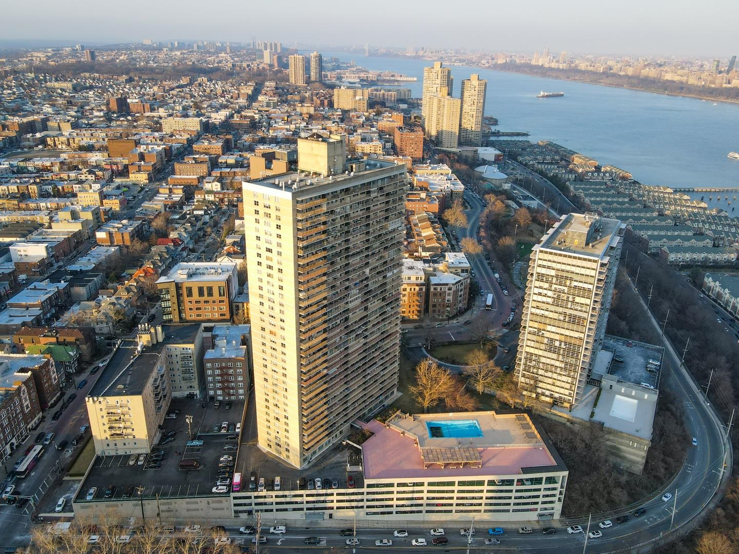 6040 Blvd East #18E, West New York, New Jersey image 32