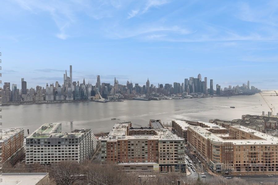 6040 Blvd East #18E, West New York, New Jersey image 5
