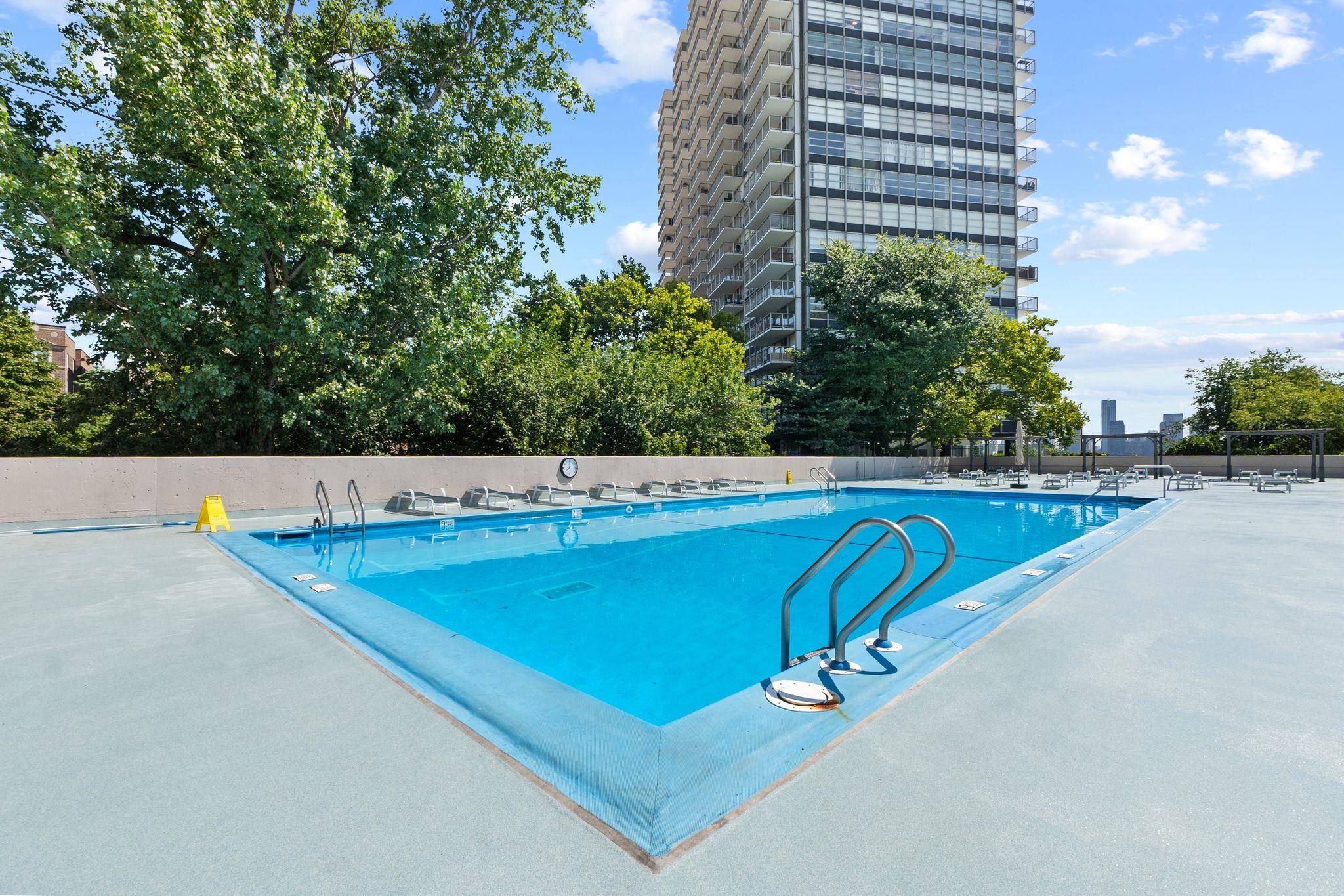 6040 Blvd East #18E, West New York, New Jersey image 26