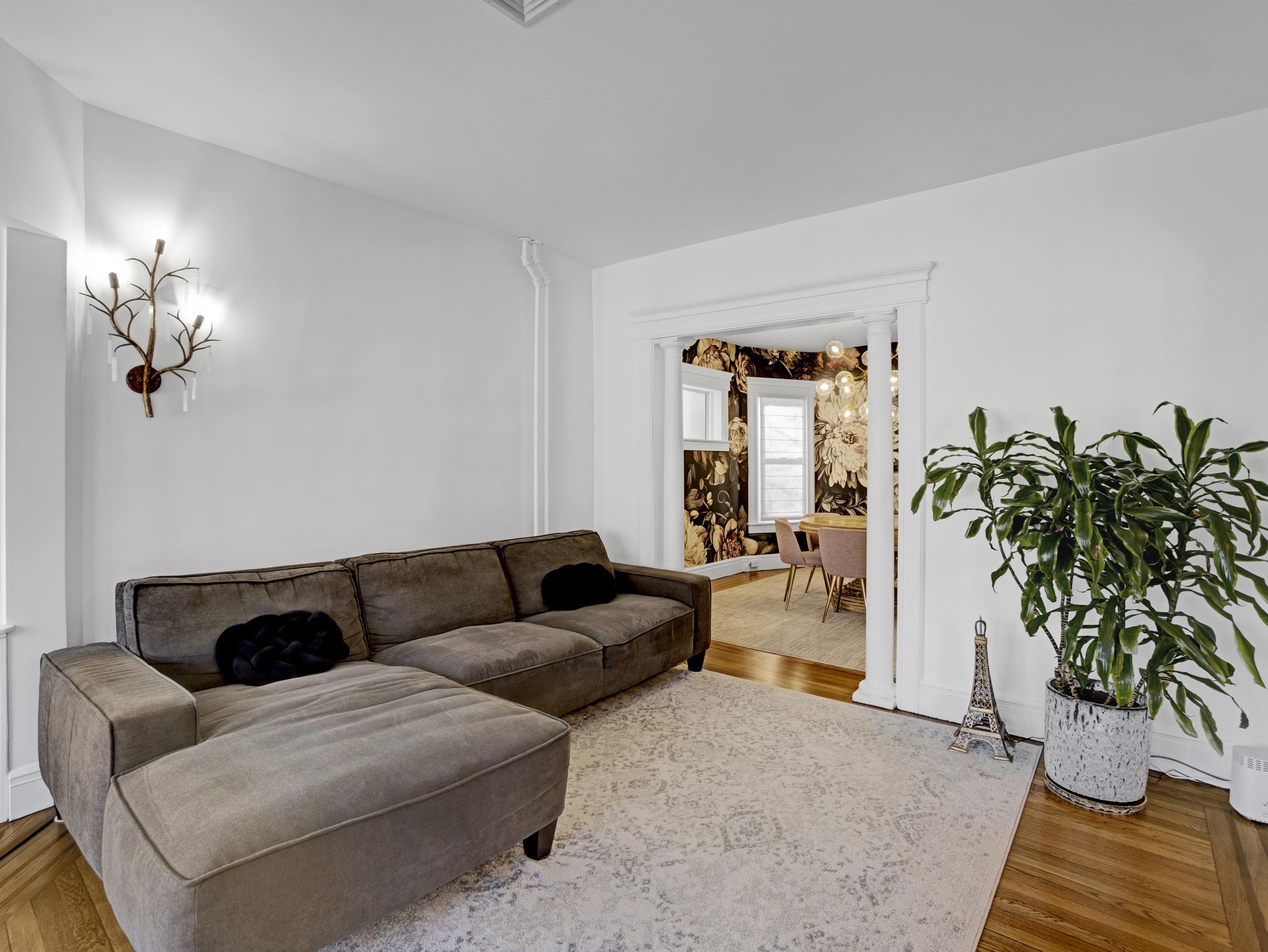 532 Undercliff Ave, Edgewater, New Jersey image 7