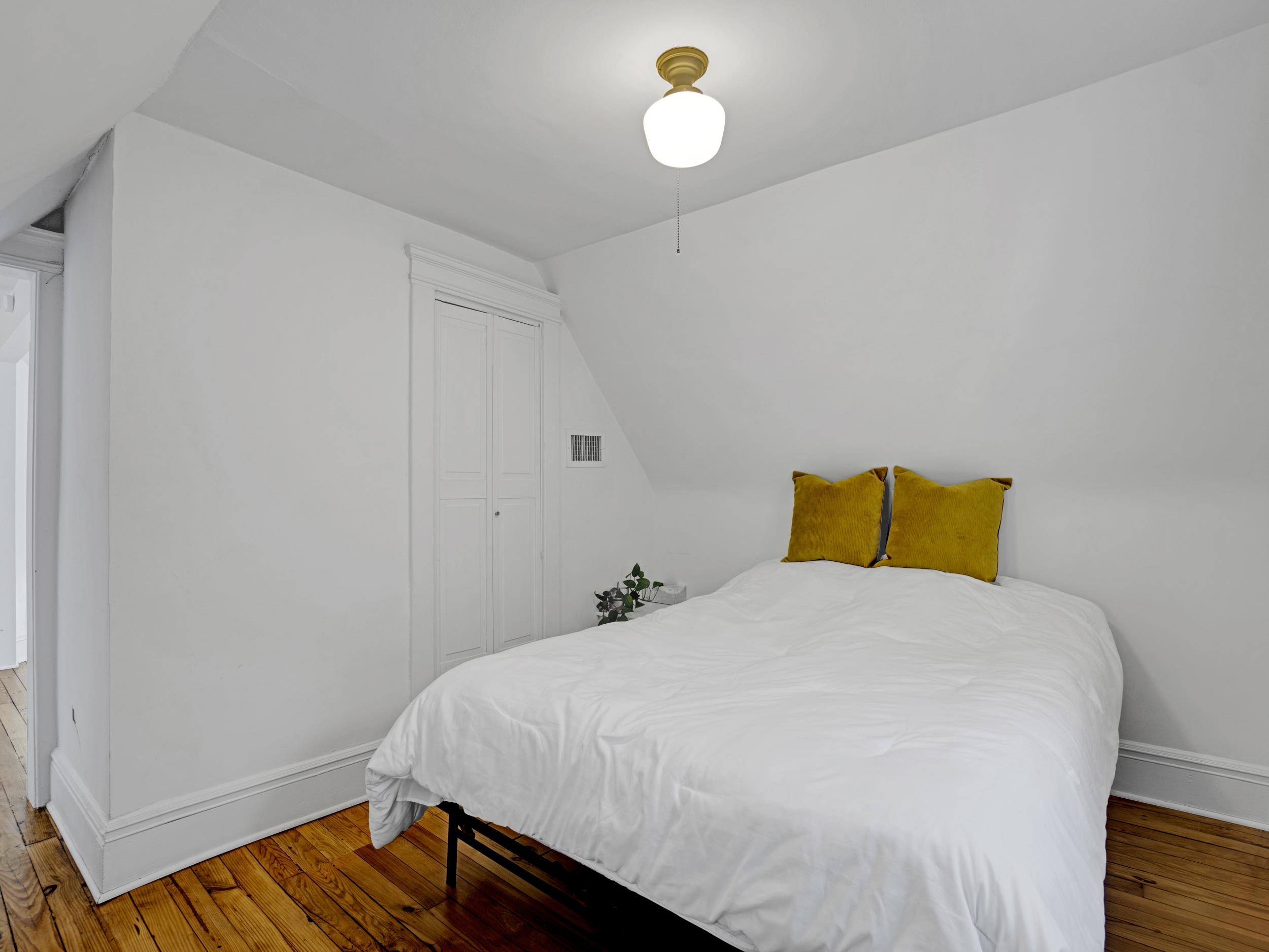 532 Undercliff Ave, Edgewater, New Jersey image 38
