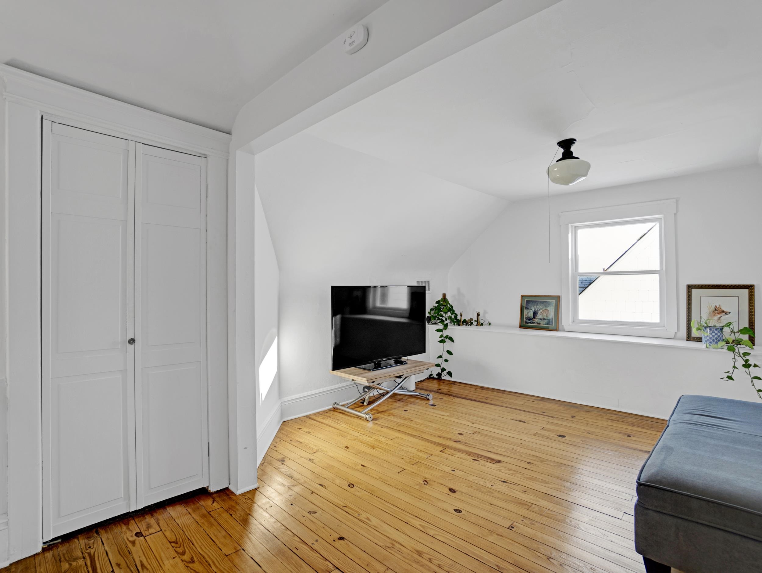 532 Undercliff Ave, Edgewater, New Jersey image 33