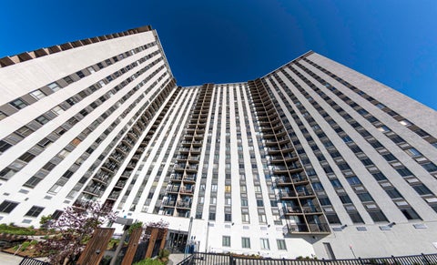 Homes For Sale - 100 Manhattan Ave #1716<br/> Hudson County, Union City, NJ 07087