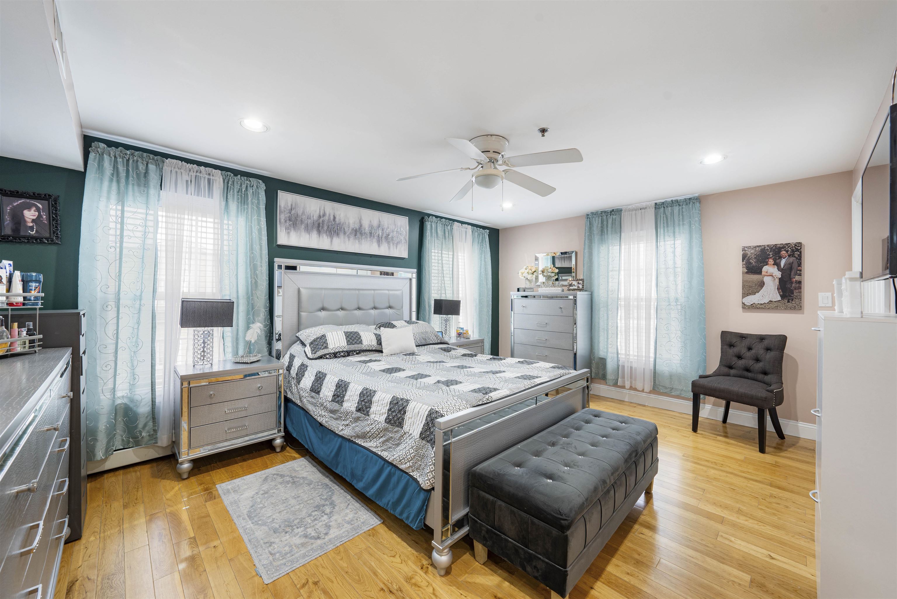 234 70th St #2, Guttenberg, New Jersey image 2