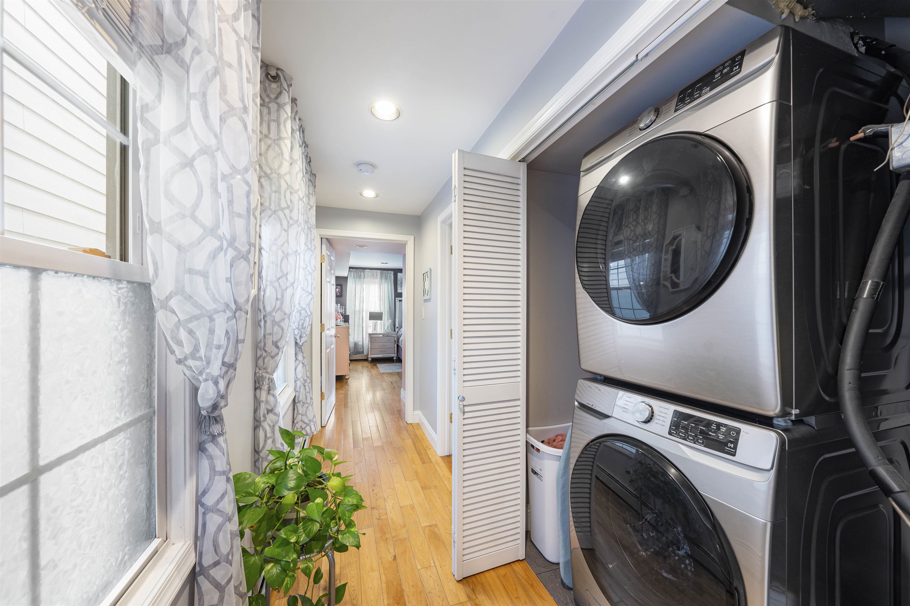 234 70th St #2, Guttenberg, New Jersey image 13