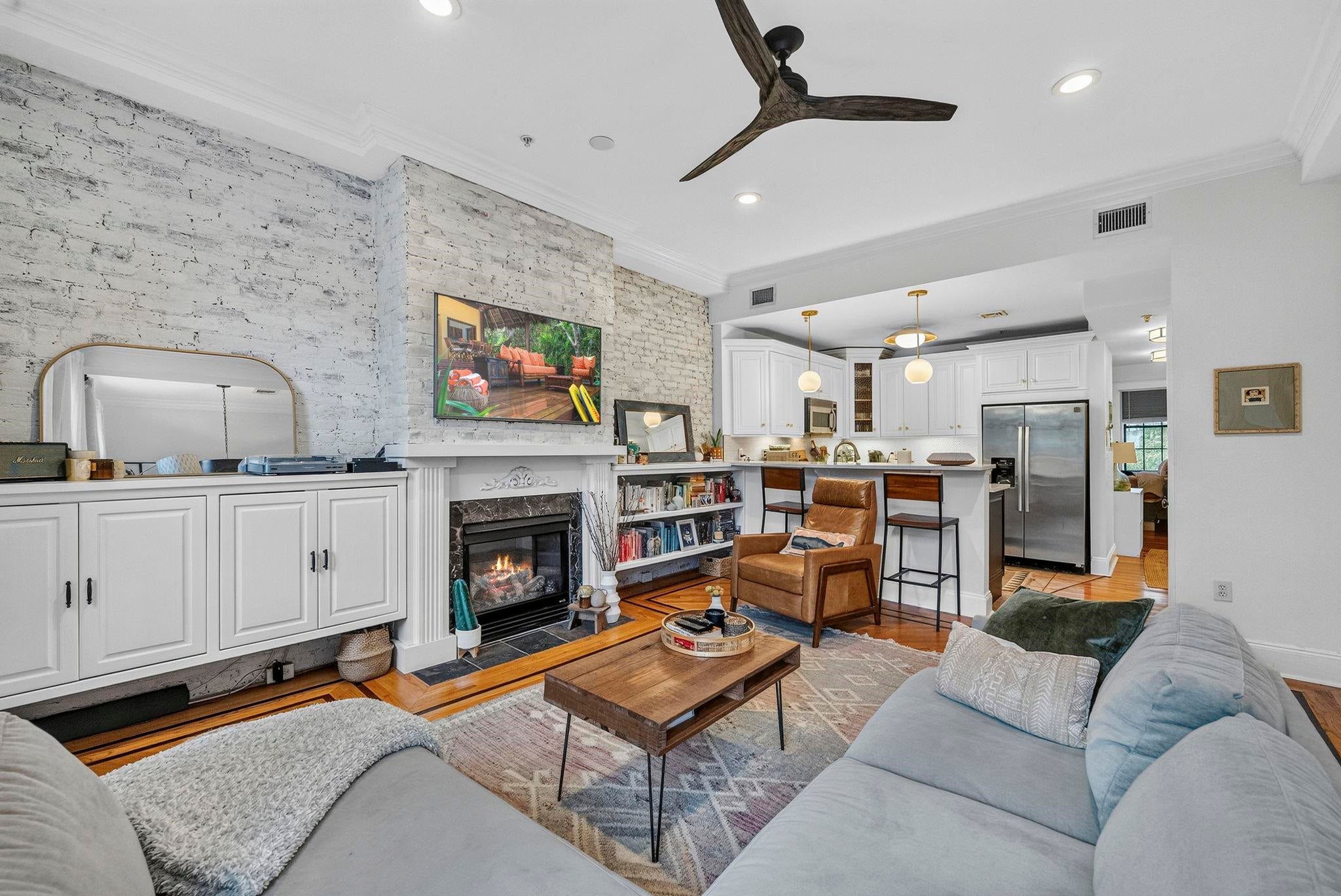 Search Homes 4 121 BLOOMFIELD ST 2