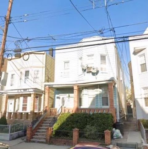 Multifamily For Sale - 212 Linden Ave<br/> Hudson County, Jersey City, NJ 07305