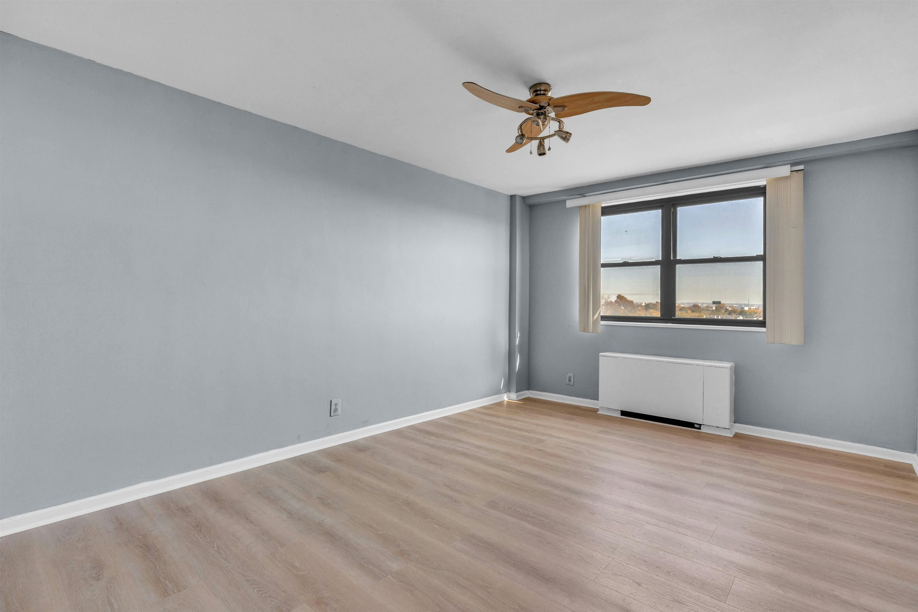 1225 Kennedy Blvd #7J, Bayonne, New Jersey image 4