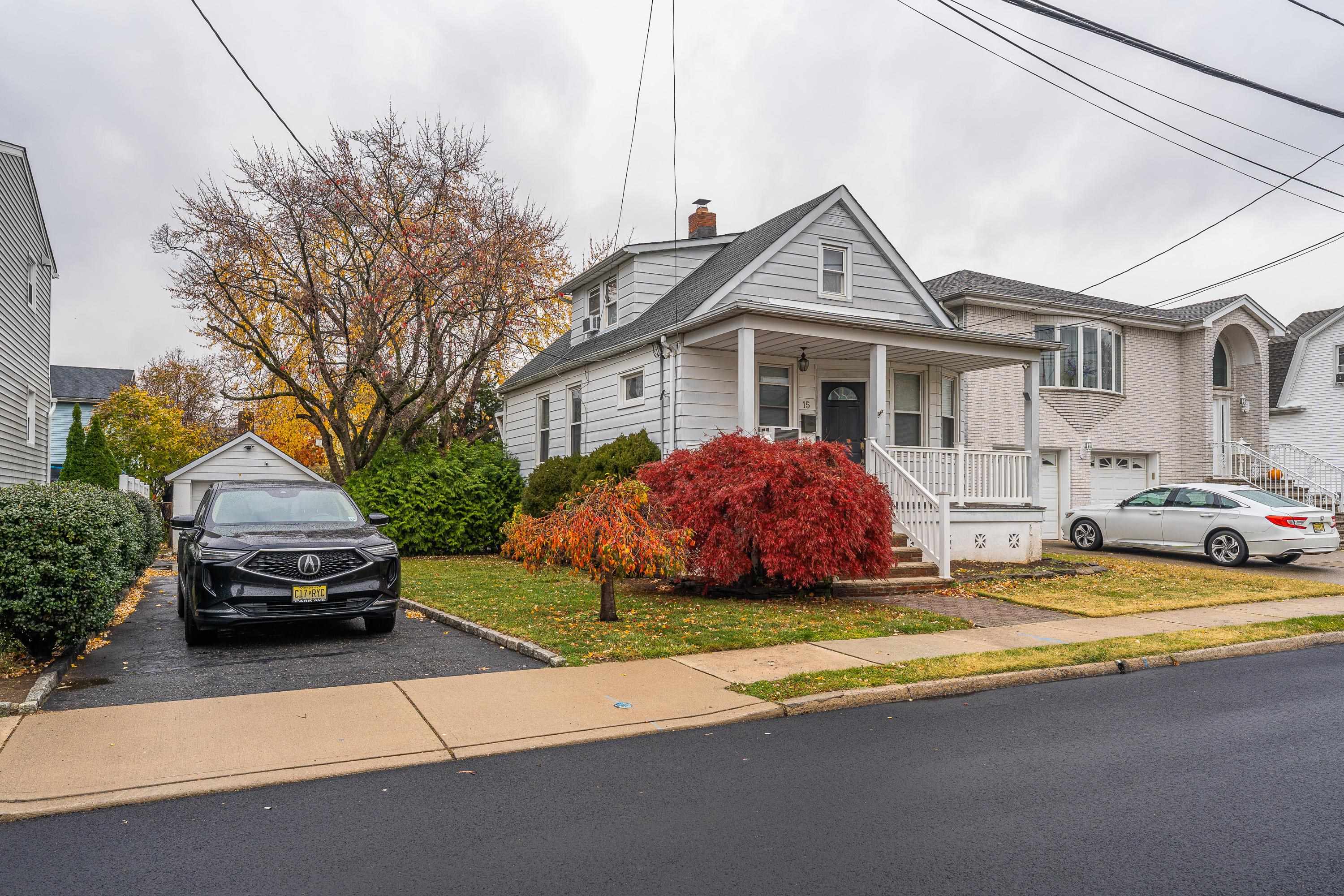 15 Leo Pl, Lodi, New Jersey image 2