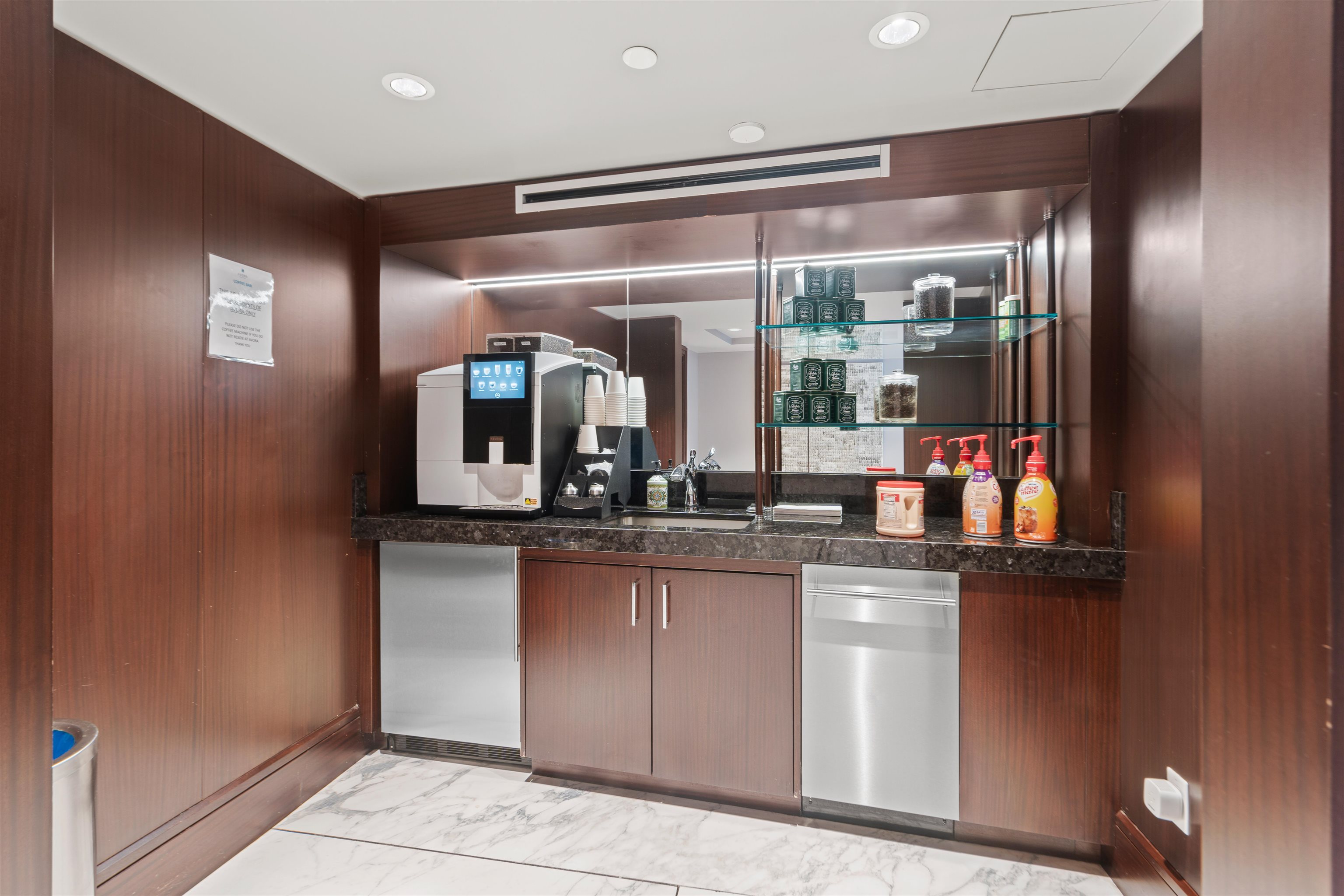 800 Avenue At Port Imperial #517, Weehawken, New Jersey image 46