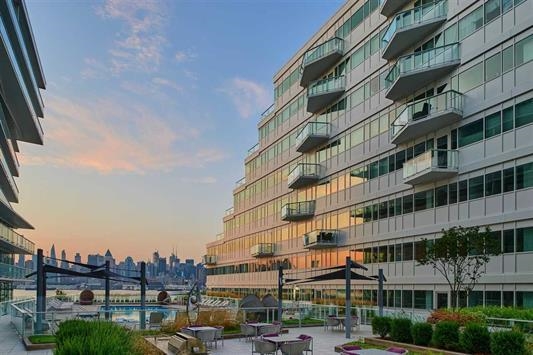 800 Avenue At Port Imperial #517, Weehawken, New Jersey image 42