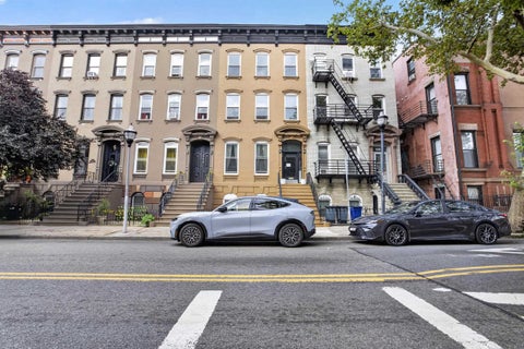 Homes For Rent - 540 Bramhall Ave #2<br/> Jersey City, NJ 07304