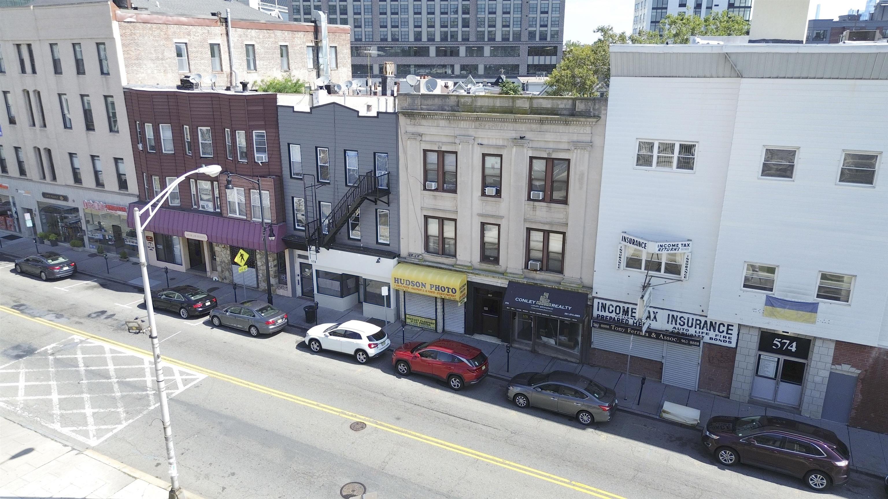 576 NEWARK AVE