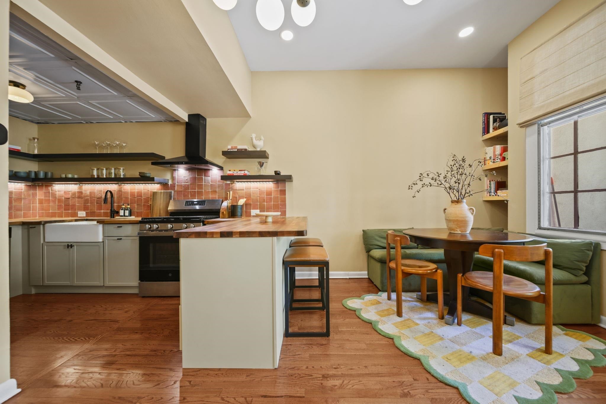 Search Homes 4 158 WAYNE ST 109A
