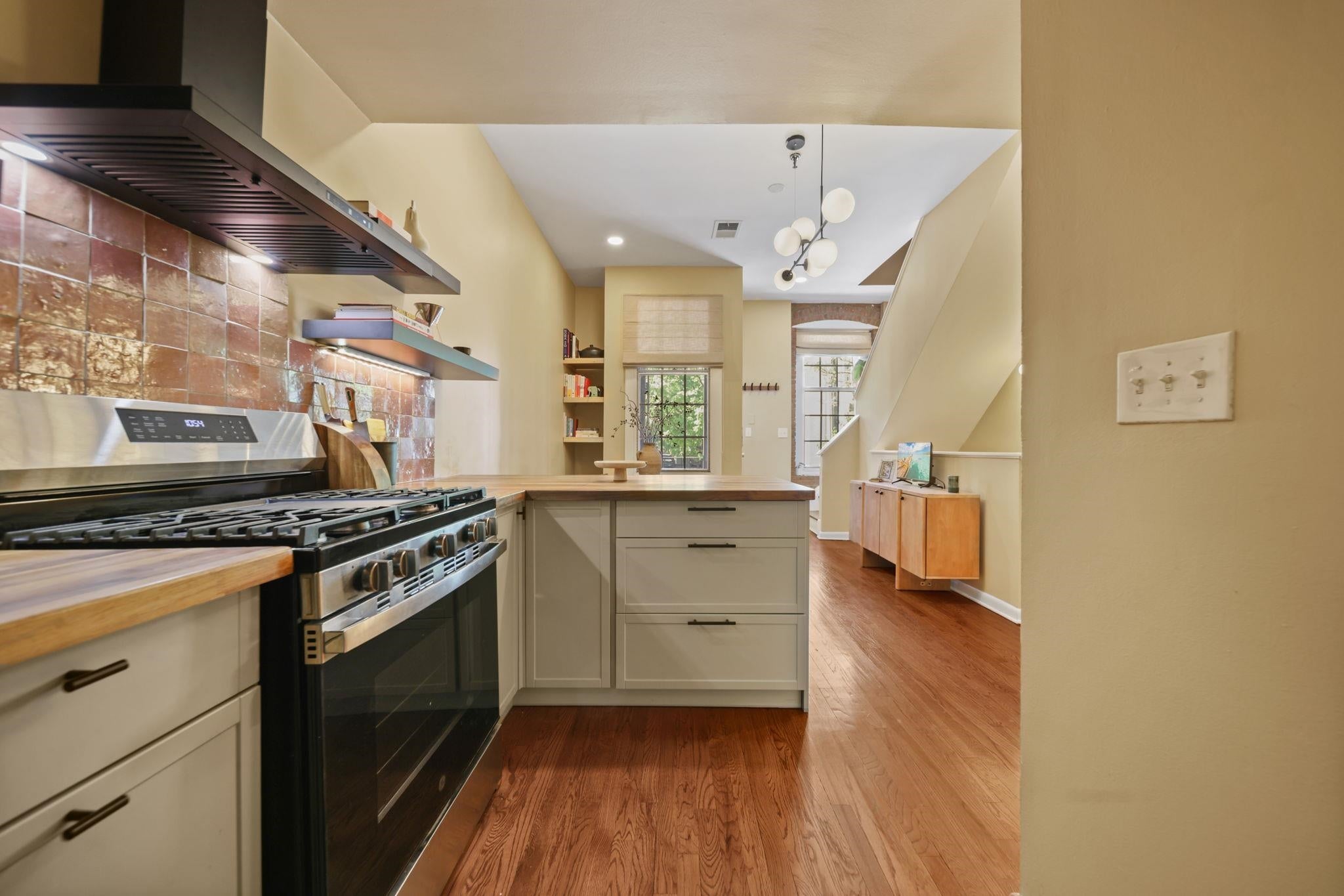 Search Homes 3 158 WAYNE ST 109A