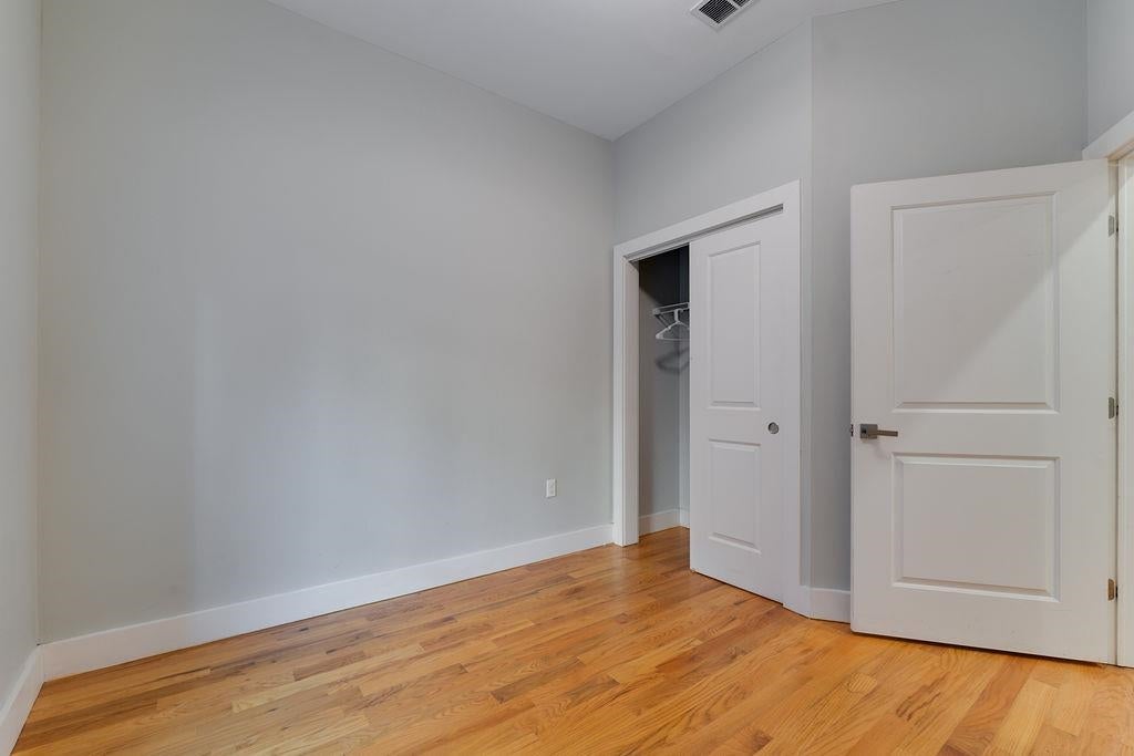 62 NEWKIRK ST 3C