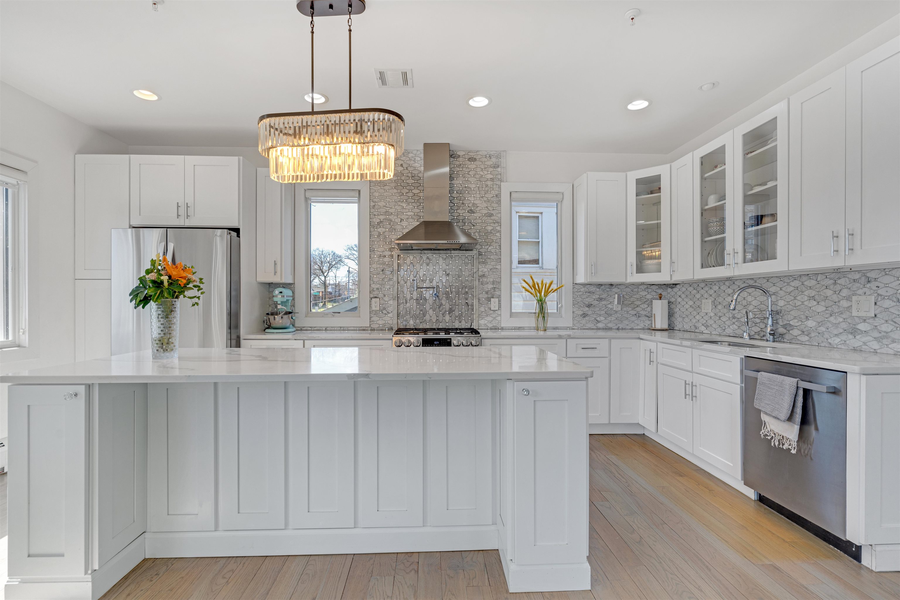 300 Hoym St, Fort Lee, New Jersey image 12