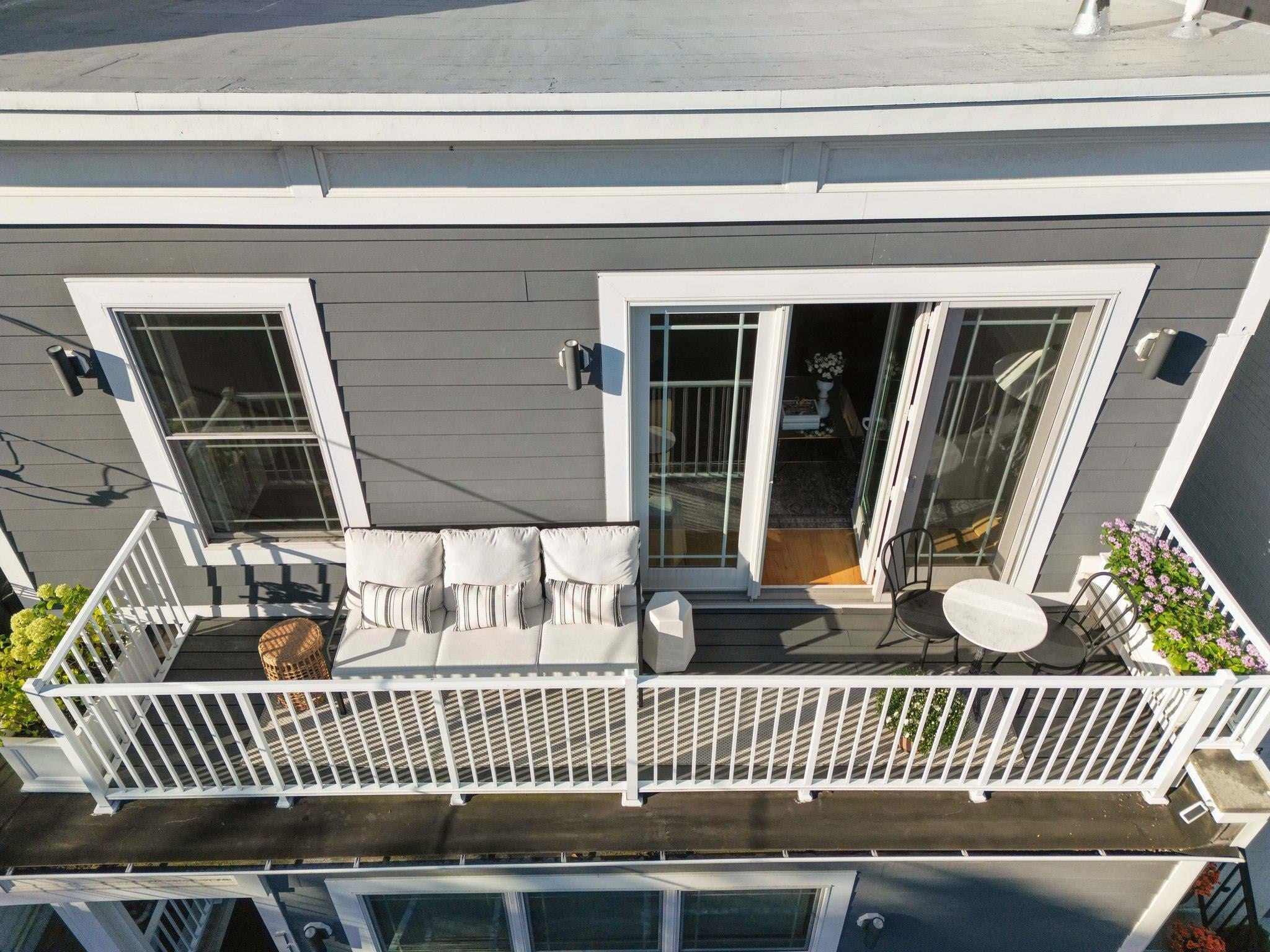 71 BEACON AVE 3