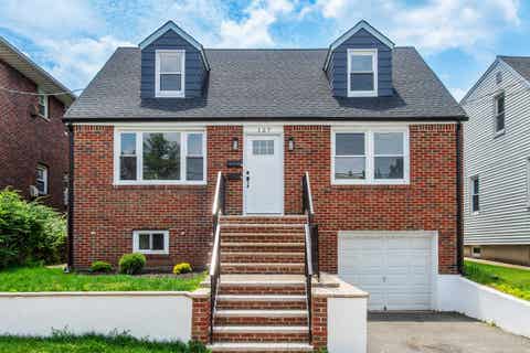 Multifamily For Rent - 127 Albert St #2<br/> Bergen County, North Arlington, NJ 07031