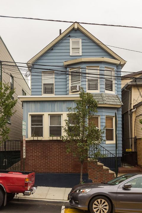 Multifamily For Sale - 625 36th St<br/> Union City, NJ 07087