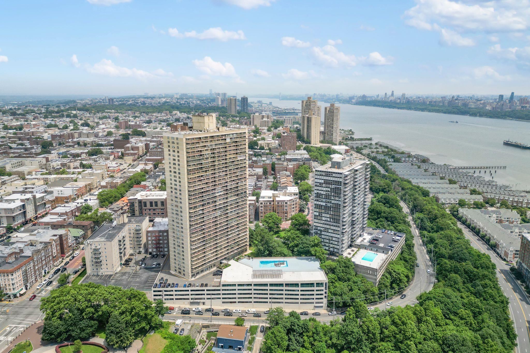 6040 Blvd East #30H, West New York, New Jersey image 40