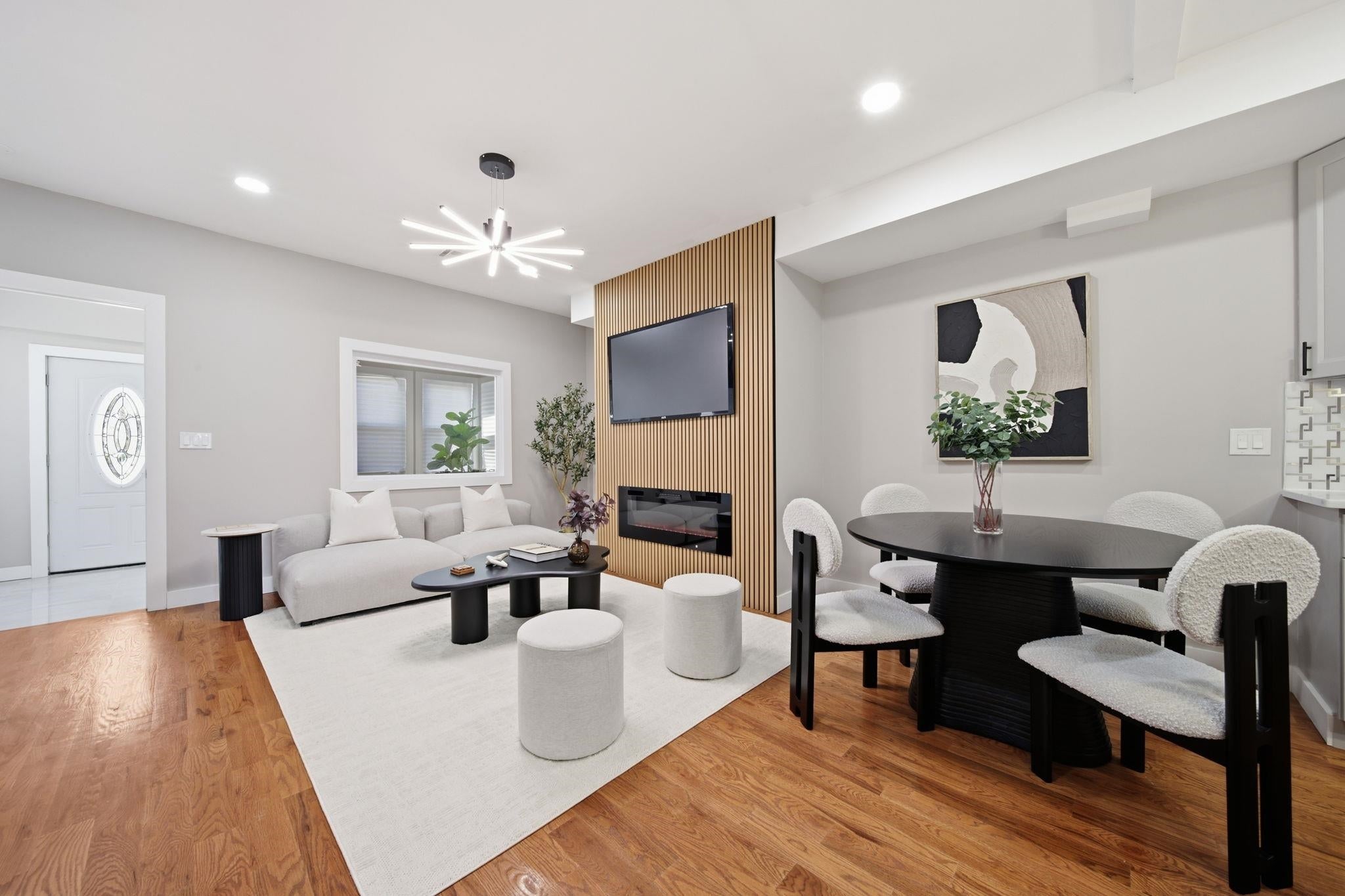 103 BOYD AVE