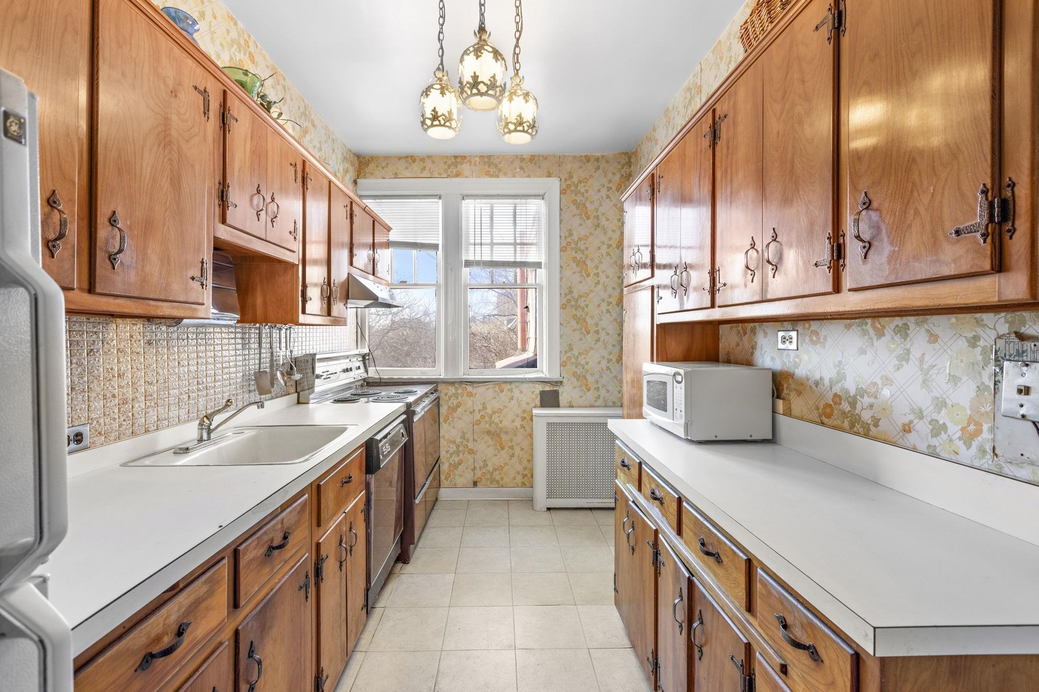 6 Kingswood Rd, Weehawken, New Jersey image 15