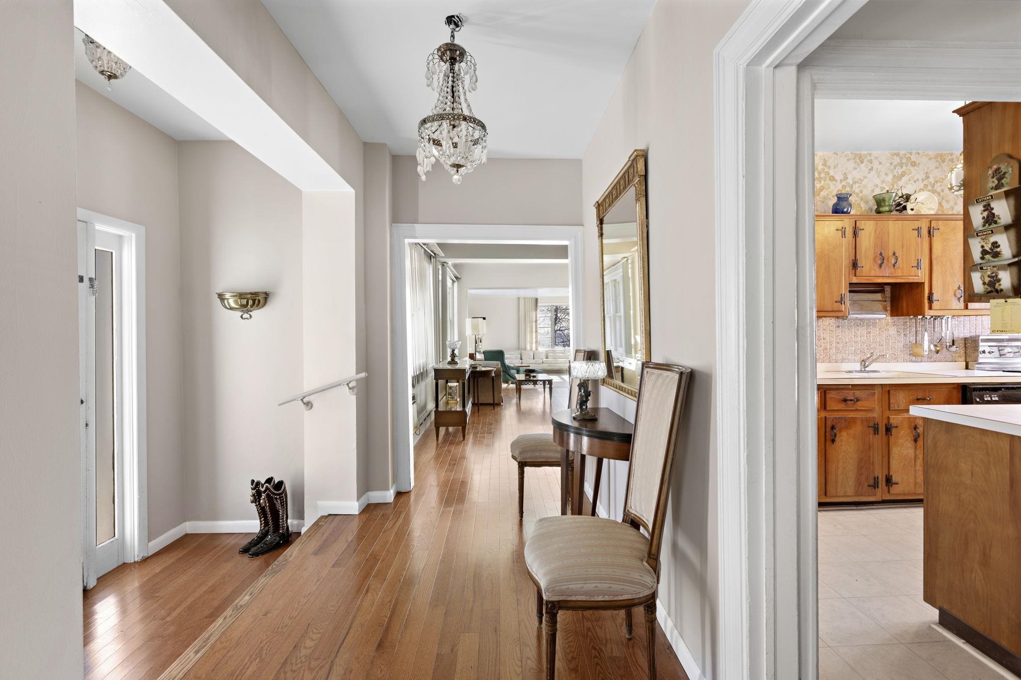 6 Kingswood Rd, Weehawken, New Jersey image 2