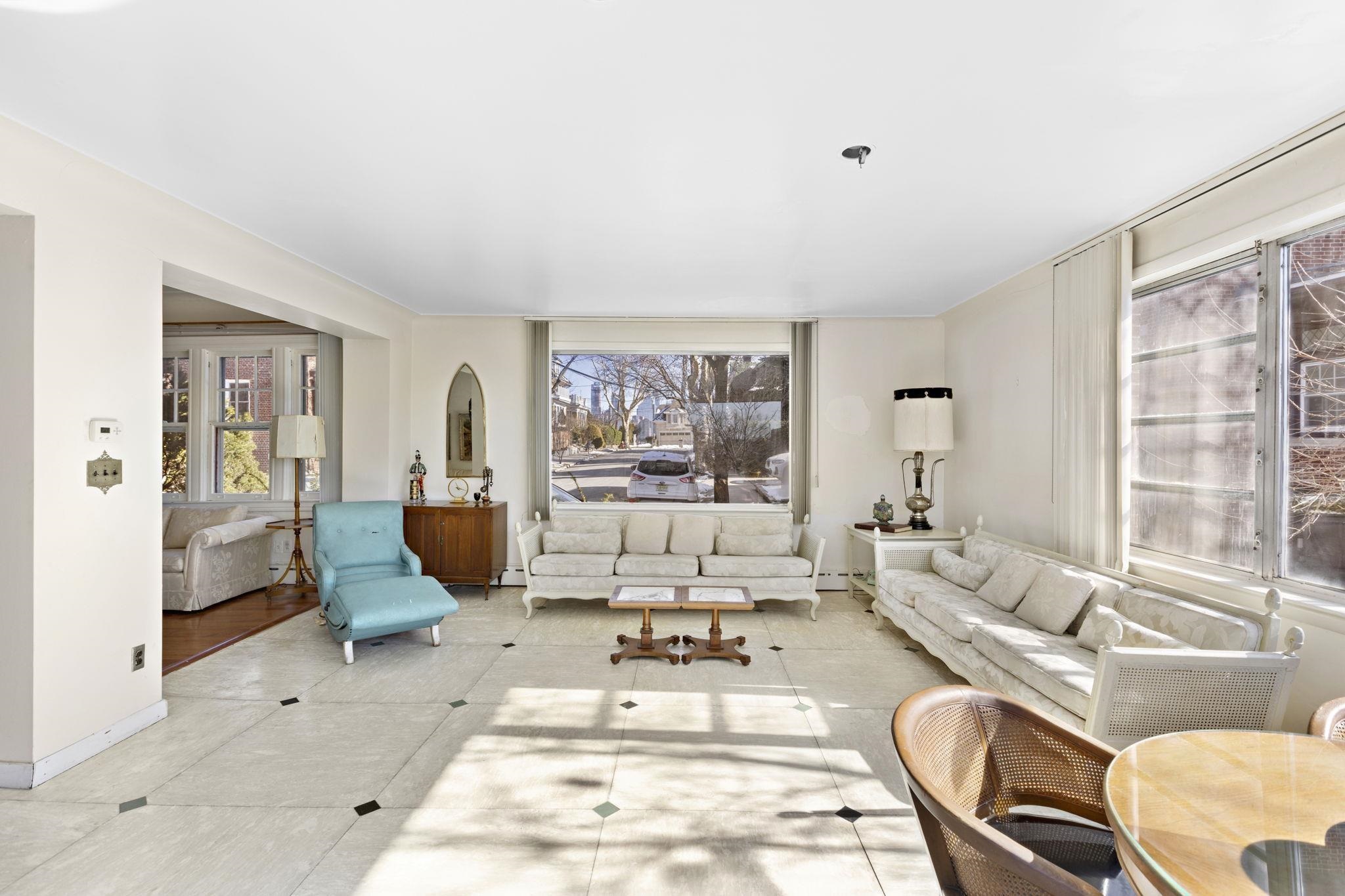 6 Kingswood Rd, Weehawken, New Jersey image 12