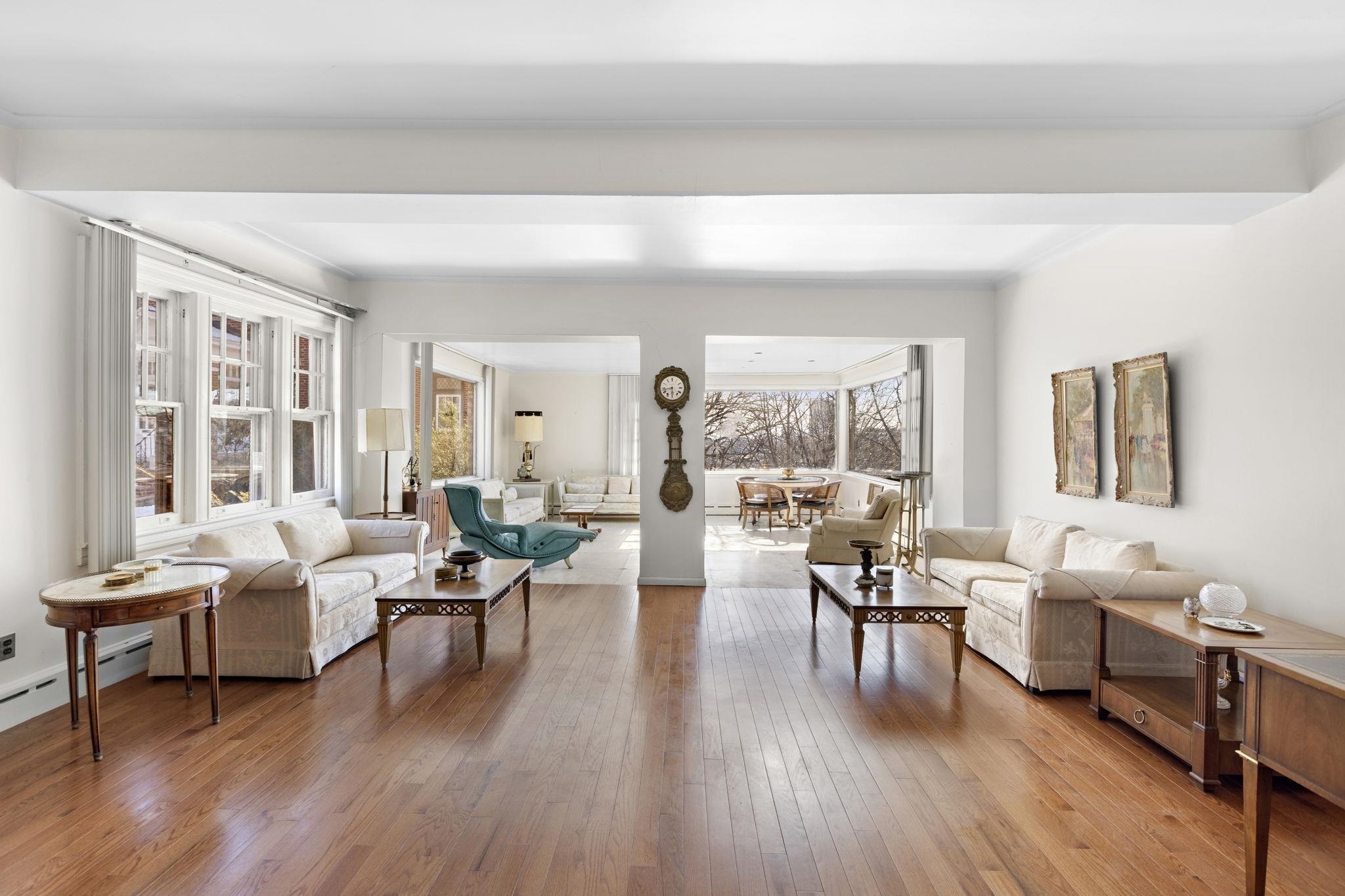 6 Kingswood Rd, Weehawken, New Jersey image 4