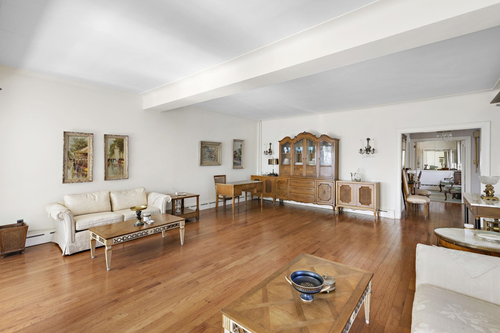 6 Kingswood Rd, Weehawken, New Jersey image 3