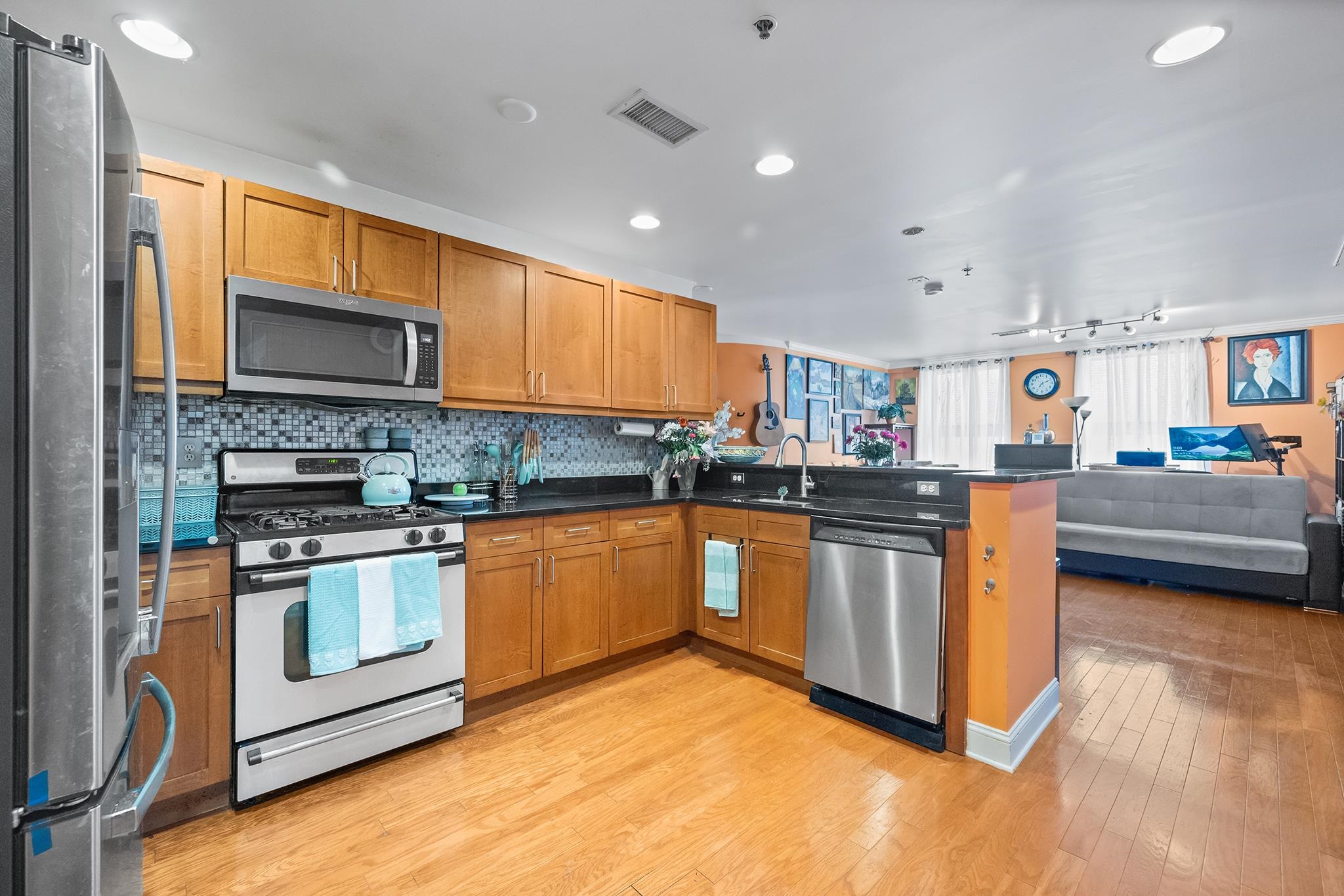 812 Grand St #523, Hoboken, New Jersey image 7