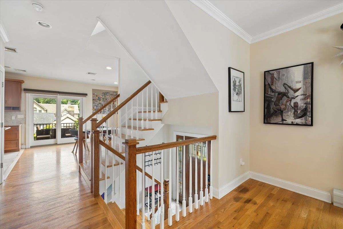 1464 River Rd #1, Edgewater, New Jersey image 2