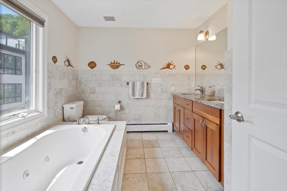 1464 River Rd #1, Edgewater, New Jersey image 15