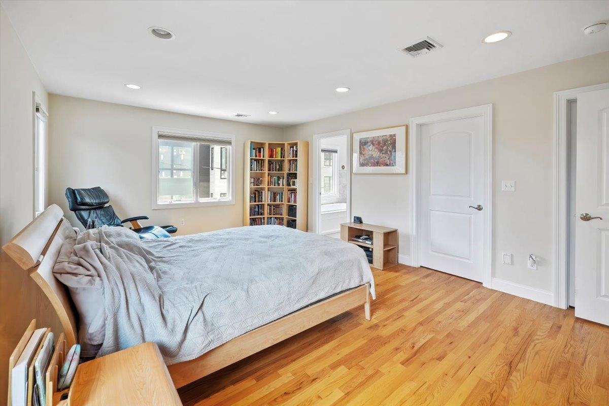 1464 River Rd #1, Edgewater, New Jersey image 13