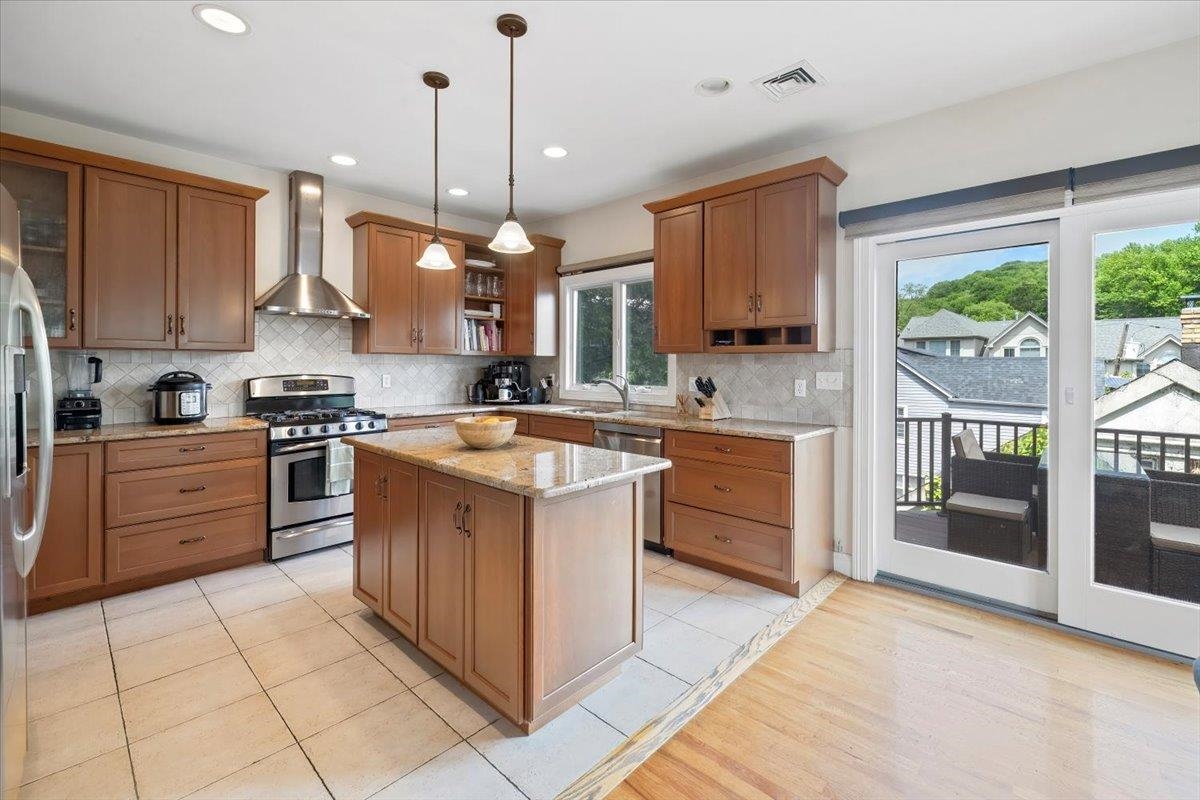 1464 River Rd #1, Edgewater, New Jersey image 11
