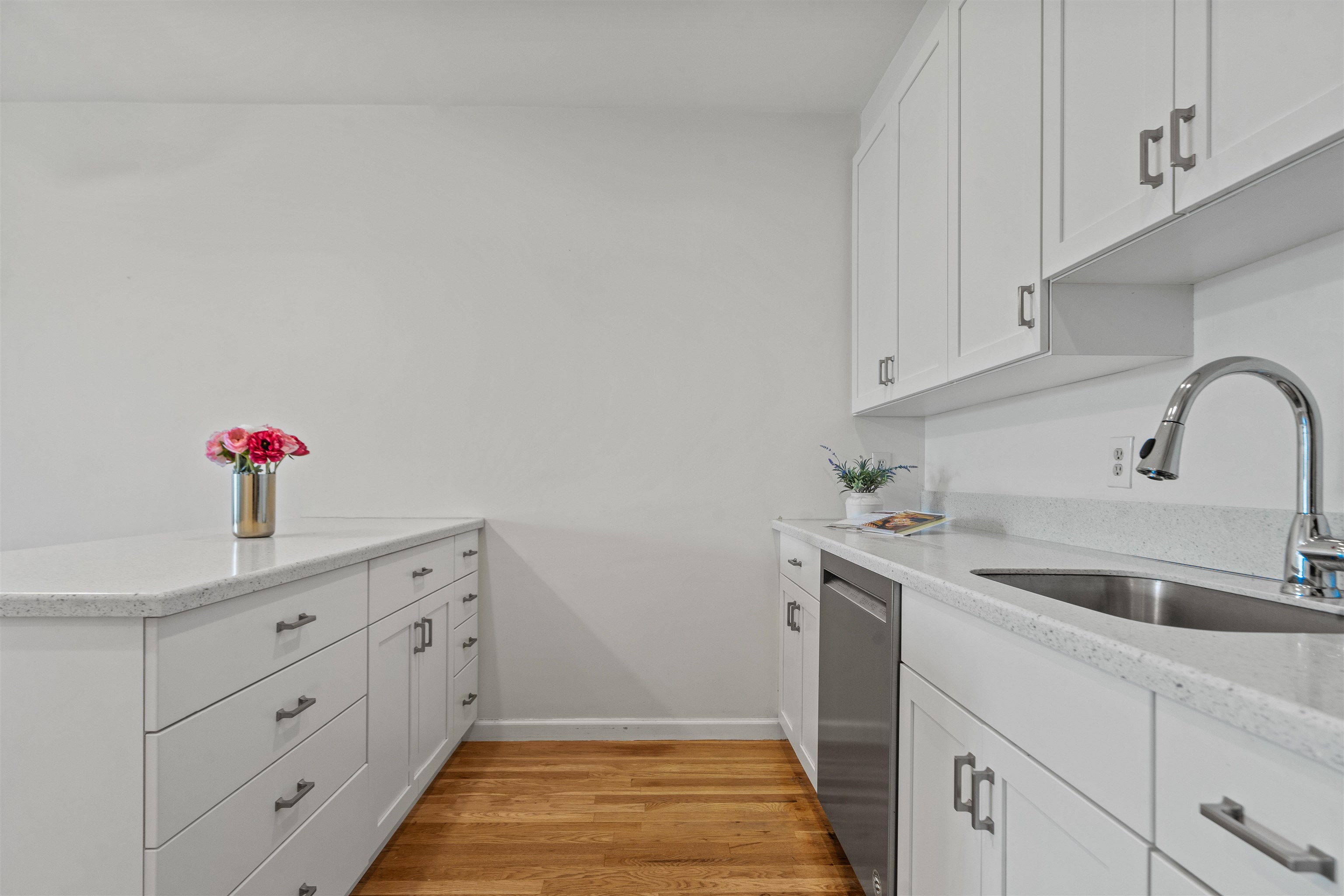 81 Grand St #4B, Hoboken, New Jersey image 9