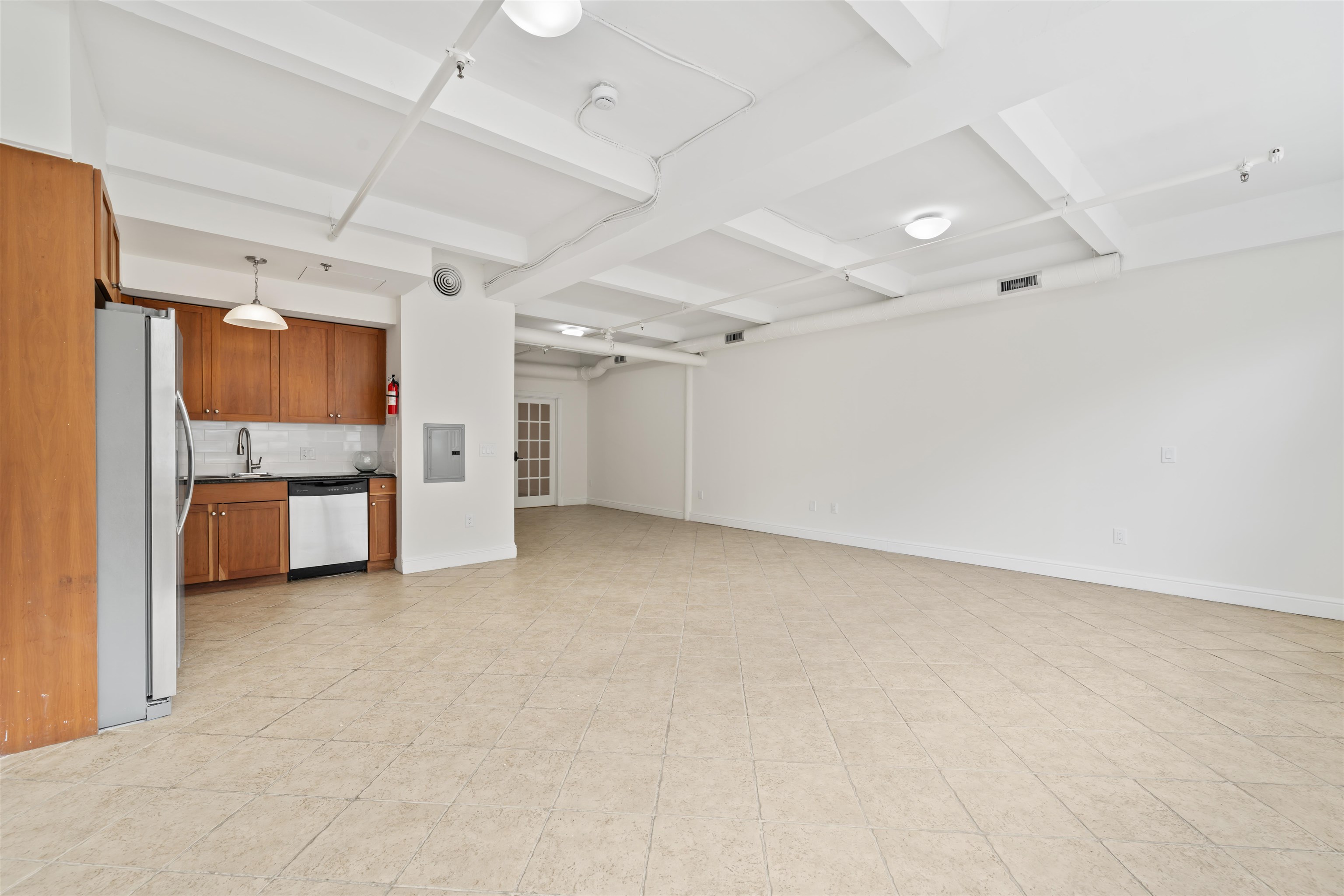 300 Communipaw Ave #11, Jersey City, New Jersey image 6