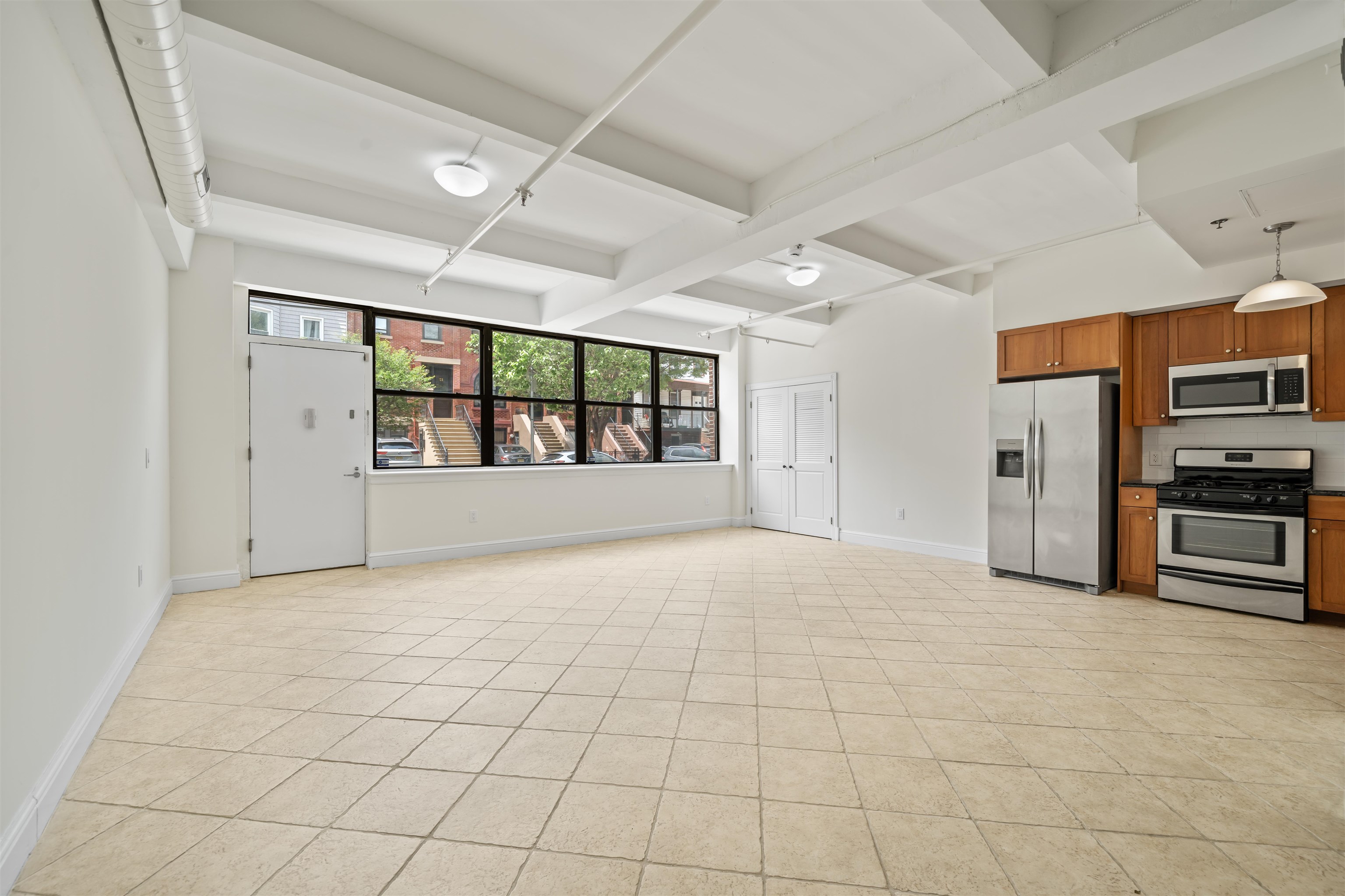 300 Communipaw Ave #11, Jersey City, New Jersey image 4