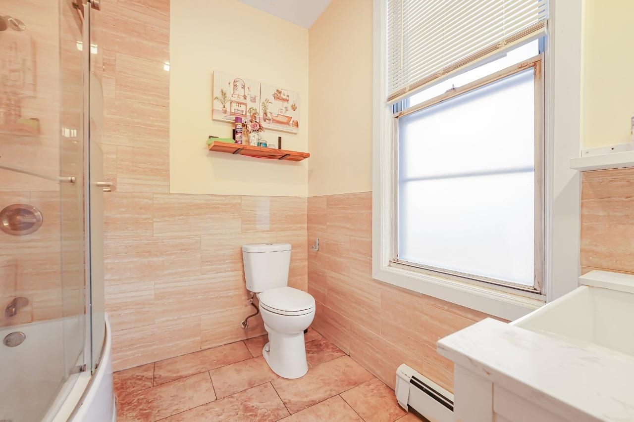 1527 38th St, North Bergen, New Jersey image 13